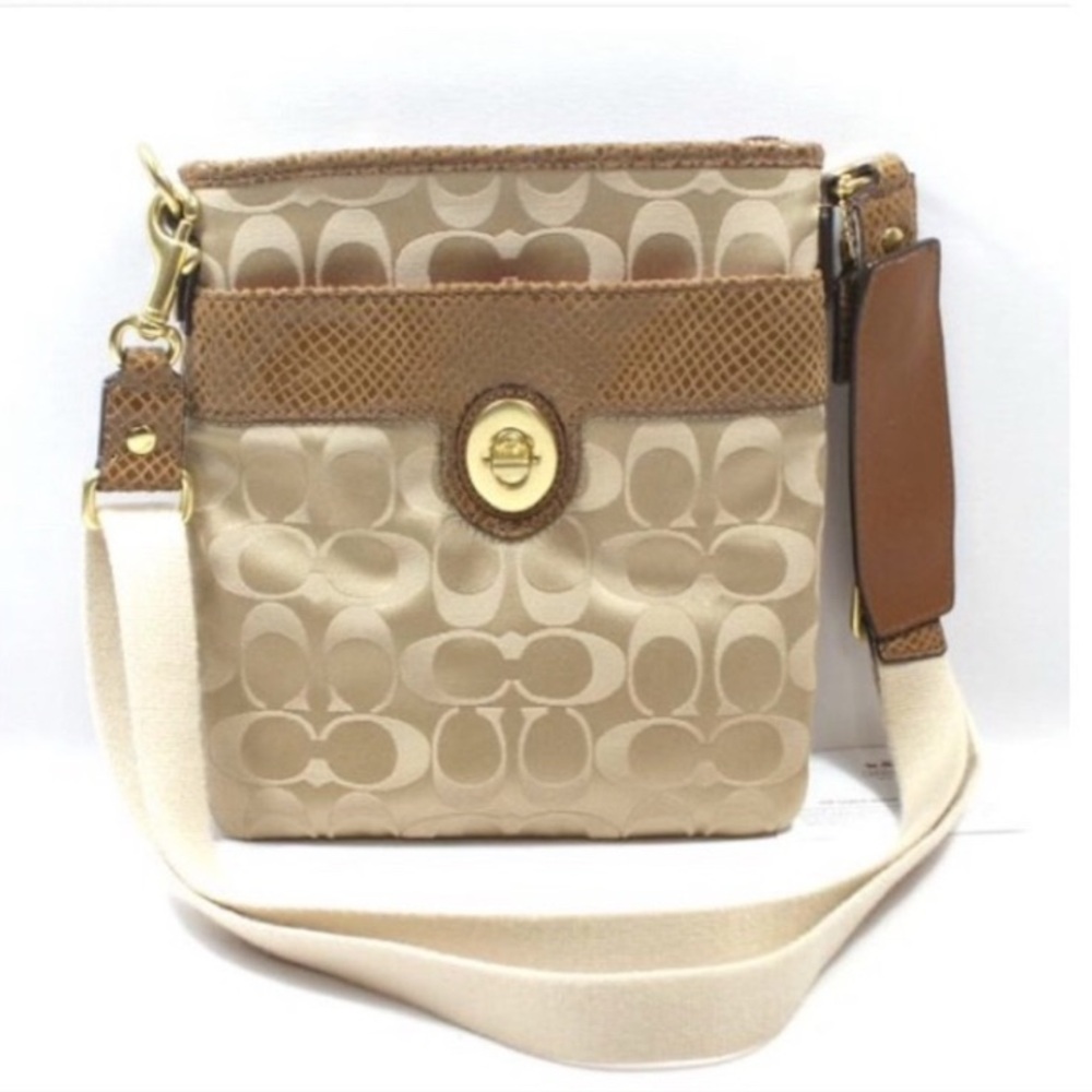 Coach Peyton Crossbody Signature Logo Bag